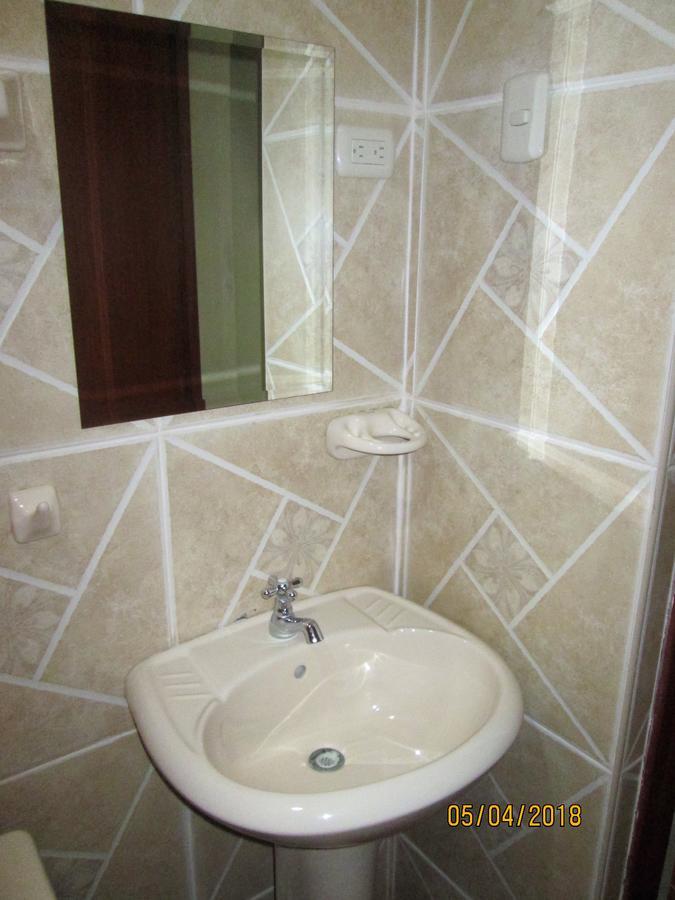 Hostal Caprichos Huacho Eksteriør billede